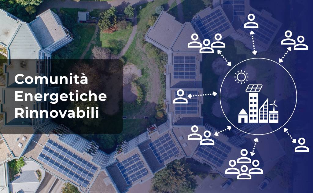 Pannelli solari su un tetto che brillano al sole